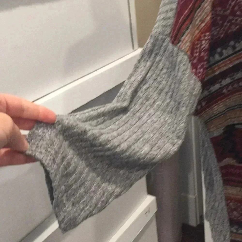 Absolutely Famous Sweater - Picture 7 of 10
